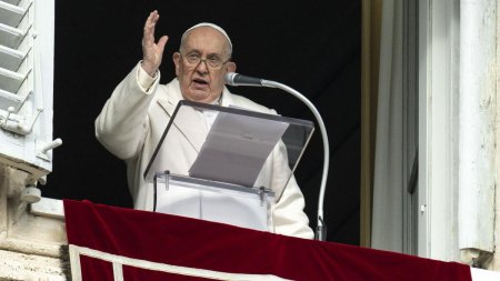Papa Francisc a facut, in Duminica Pastelui, apel la incetarea focului in Gaza