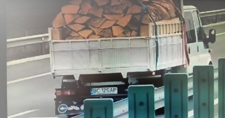 Camioneta plina cu lemne, pe contrasens, pe singurii kilometri de autostrada din Moldova. Ce spun internautii VIDEO