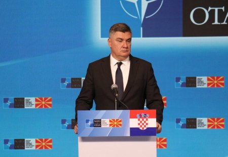 Presedintele croat afirma ca tara sa nu are niciun cuvant de spus in luarea deciziilor in cadrul NATO. <span style='background:#EDF514'>MILANO</span>vic: „Acele decizii nu sunt obligatorii pentru mine”