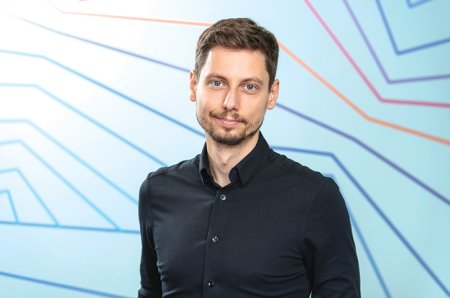 ZF IT Generation. Bogdan Nicoara, cofondator si CEO al Bright <span style='background:#EDF514'>SPACES</span> - solutii de digitalizare pentru sectorul imobiliar: Suntem in plin proces de a inchide o runda de 2,2 mil. euro si ne facem deja planurile pentru runda viitoare de serie A. Anul acesta vrem sa crestem veniturile de 2 ori si sa ajungem la pragul de rentabilitate