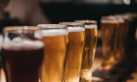 Consumul de bere in Romania a continuat sa scada in 2023: piata s-a contractat la 15 milioane de hectolitri