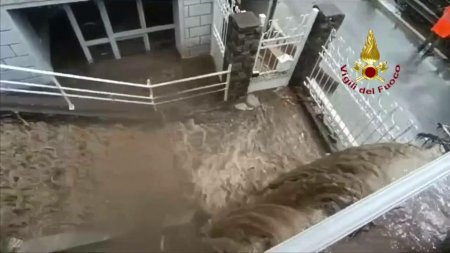 A fost potop intr-o provincie din Italia. Cel putin 15 persoane au fost evacuate din cauza inundatiilor
