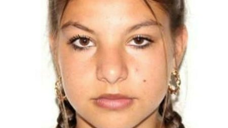 Adolescenta de 15 ani, data disparuta dupa doua saptamani de cand a plecat de acasa din Bacau