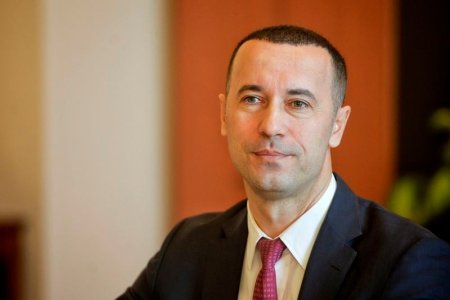 Iulian Dumitrescu, presedintele Consiliului Judetean Prahova, ramane sub control judiciar