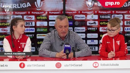 Mircea Rednic a chemat copiii la conferinta de presa premergatoare meciului UTA - FC Botosani