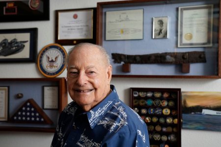 Ultimul supravietuitor al navei USS Arizona, scufundata in atacul de la Pearl Harbor, a murit la 102 ani