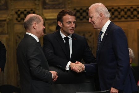WSJ: Macron le-a spus lui Biden si Scholz ca daca Rusia ar ataca trupe franceze in Ucraina nu va apela la NATO sau SUA pentru ajutor