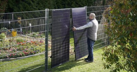 <span style='background:#EDF514'>PANOURI</span> solare folosite pe post de garduri de gradina. La ce preturi infime se vand