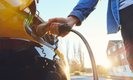 <span style='background:#EDF514'>NORVEGIA</span>: Vehiculele electrice ar putea depasi masinile alimentate pe benzina pana la finalul acestui an