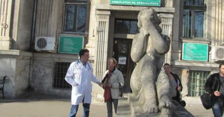 S-a confirmat sus<span style='background:#EDF514'>PICIU</span>nea de infectie cu Norovirus la Colegiul Loga din Timisoara. 14 copii sunt inca internati la spital