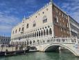 <span style='background:#EDF514'>TAXA DE</span> intrare in Venetia, din 25 aprilie. Cat costa biletul de o zi si care sunt datele in care se plateste