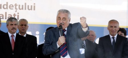 Fostul deputat Nicolae Bacalbasa a demisionat din PSD si isi reia cariera politica intr-un partid de ascensor