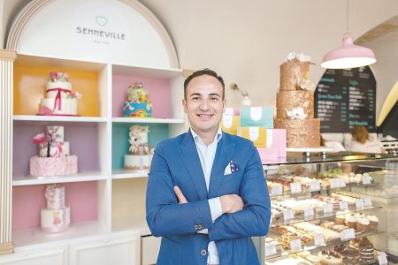 Producatorul de praijturi Senneville din Timisoara va face o noua fabrica in orasul <span style='background:#EDF514'>CALAN</span> din Hunedoara. Investitia se ridica la 12 mil. euro si va crea cel putin 60 de locuri de munca