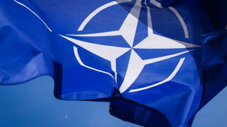 <span style='background:#EDF514'>NOUA ZEELANDA</span> anunta ca va incheia in urmatoarele luni un nou parteneriat cu NATO
