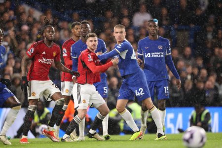 Partida de box office pe Stamford Bridge » Chelsea - Manchester United 4-3 a oferit o premiera, dupa noua <span style='background:#EDF514'>SEZOANE</span>