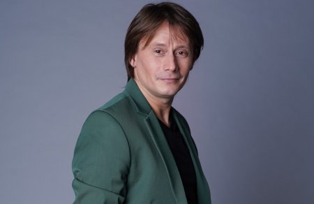 Marius <span style='background:#EDF514'>MANOLE</span>, pentru prima oara in postura de prezentator. Nu ma vedeam realizand un show la televiziune. Este o provocare