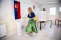 Alegeri prezidentiale Slovacia: Turul doi decurge fara incidente, fiind anticipata o prezenta ridicata la urne ce l-ar avantaja pe candidatul prorus