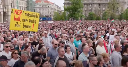 Protest urias la <span style='background:#EDF514'>BUDAPESTA</span>. Zeci de mii de oameni au cerut demisia lui Viktor Orban