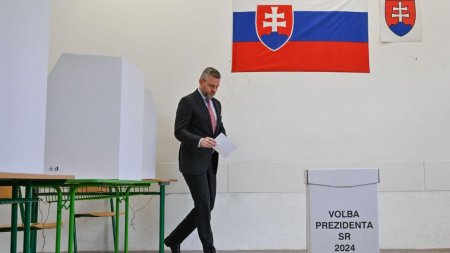 Un populist pro-rus a castigat alegerile prezidentiale din Slovacia