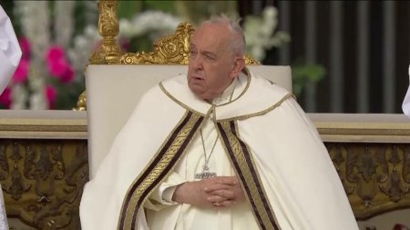 Papa Francisc, in Piata Sf. Petru. Politicienii sa se opreasca putin si sa incerce sa negocieze pacea