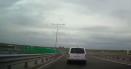 Sofer filmat pe <span style='background:#EDF514'>CONTRASENS</span> pe drumul de legatura cu podul suspendat peste Dunare. Politia, pe urmele lui VIDEO