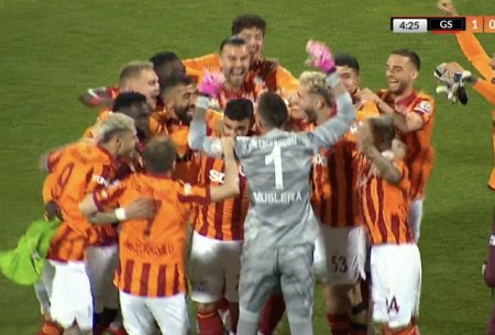 Situatie ireala. Galatasaray a castigat Supercupa dupa doar 4 minut de fotbal. Jucatorii lui Fenerbahce au parasit terenul dupa primul gol