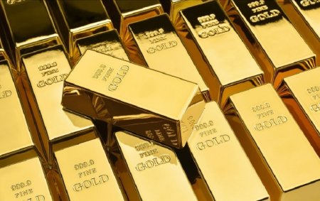 China cumpara aur in ciuda preturilor record