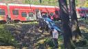 Masina de corp diplomatic, lovita de tren in judetul Brasov. Mai multe persoane din India, in autoturism. Nu exista victime