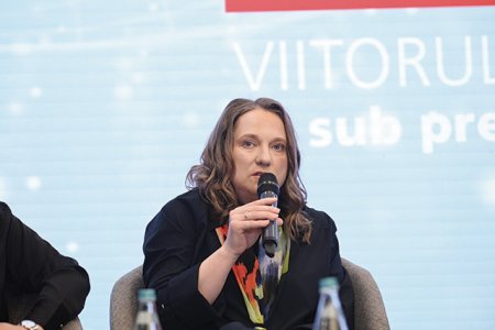 Conferinta ZF HR Trends 2024 Viitorul resurselor umane, sub presiunea transformarilor. Emilia Stroe, Sphera Group: Reconversia <span style='background:#EDF514'>PROFESIONALA</span> va fi noua recrutare