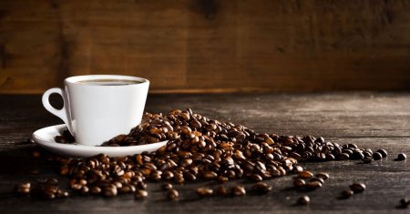 Pericolul ascuns din cafeaua decofeinizata! Un ingredient important poate provoca cancer