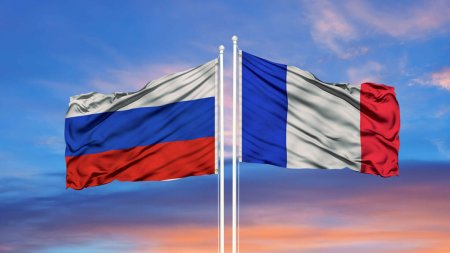 Franta nu mai are interesul sa discute cu oficialii rusi, anunta seful diplomatiei franceze intr-un turneu in Africa