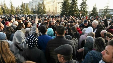 Protest rar in Rusia. Revoltati, oamenii au strigat 