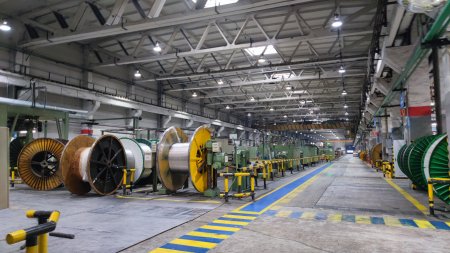 Producatorul de cabluri electrice Prysmian investeste 23 mil. euro intr-un proiect care va extinde capacitatea de productie a fabricii din Slatina cu 12.000 de tone de cablu pe an