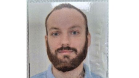 Un detinut de la un penitenciar din Bucuresti, condamnat pentru crima, a evadat din masina de transport, in Sectorul 2