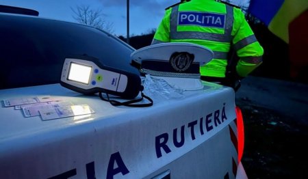 <span style='background:#EDF514'>DOSAR PENAL</span> pentru un fost sef al politiei din Iasi, prins baut la volan