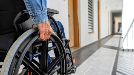 Pensie de invaliditate si pentru romanii cu handicap care nu au platit CAS 