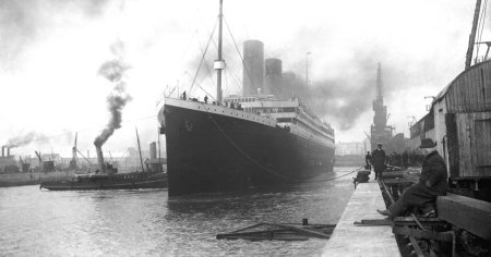 Ziua in care Titanicul a plecat in primul si singurul voiaj. Ne-am imbracat cu cele mai bune <span style='background:#EDF514'>COSTUM</span>e si ne vom scufunda ca niste domni VIDEO