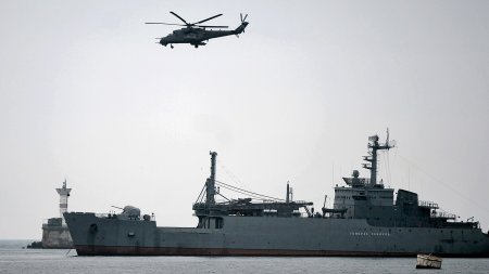 Un elicopter rusesc s-a prabusit in Marea Neagra