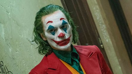 VIDEO. A fost lansat <span style='background:#EDF514'>TRAILER</span>-ul filmului Joker 2 - Nebunie in doi. Lady Gaga este Harley Quinn, iubita lui Joker