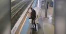 VIDEO. Un cal de curse a vrut sa se plimbe cu trenul. Animalul a <span style='background:#EDF514'>FUGIT</span> din tarc si a ajuns pe peronul unei gari din Australia