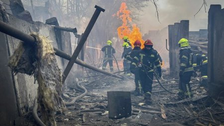 Razboi in Ucraina, ziua 778. Sapte morti in Ucraina, in atacuri rusesti. Doua <span style='background:#EDF514'>INSTALATII</span> energetice au fost vizate