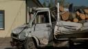Accident in Bistrita. Doi tineri au ajuns la spital, dupa ce camioneta lor s-a izbit de o autocisterna cu argon