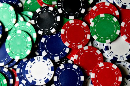 Jocul de noroc responsabil in Romania: asigurarea unei experiente de cazino online sigura si placuta