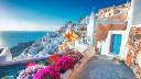 Grecia ofera 25.000 de vacante gratuite. Turistii beneficiaza de <span style='background:#EDF514'>VOUCHERE</span> de 500 de euro