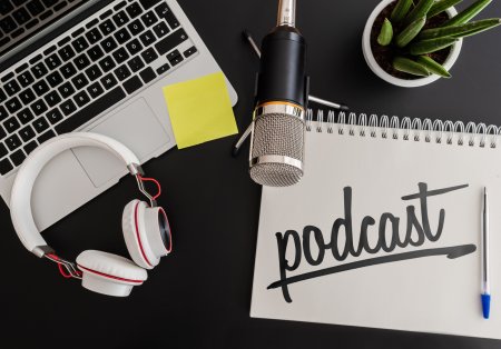 Ce este un podcast si cum iti faci unul