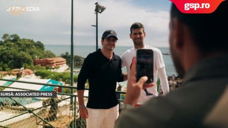 Novak <span style='background:#EDF514'>DJOKOV</span>ic si Jannik Sinner s-au intalnit la Monte Carlo cu pilotul de Formula 1, Carlos Sainz