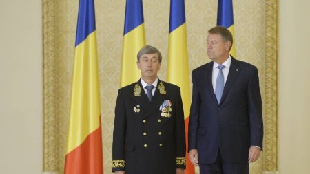 <span style='background:#EDF514'>VALERI KUZMIN</span>, ambasadorul Rusiei in Romania, a incheiat mandatul cu doua saptamani mai devreme si a plecat in Moscova