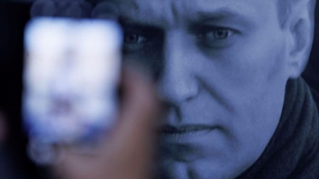 Memoriile lui Alexei Navalnii vor fi publicate in octombrie. Cartea include marturii din inchisoare