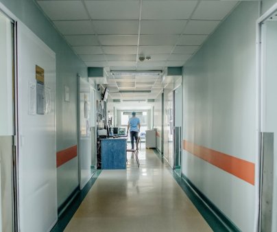 P<span style='background:#EDF514'>RESEDINTA</span> Colegiului Medicilor din Bucuresti, despre decesele de la Spitalul Sf. Pantelimon: Nu am primit reclamatii de la familiile pacientilor