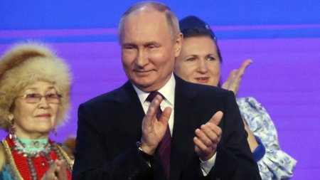 Ar fi fost <span style='background:#EDF514'>AMUZANT</span> daca nu ar fi fost atat de trist: Putin a luat in deradere viitoarea conferinta de pace